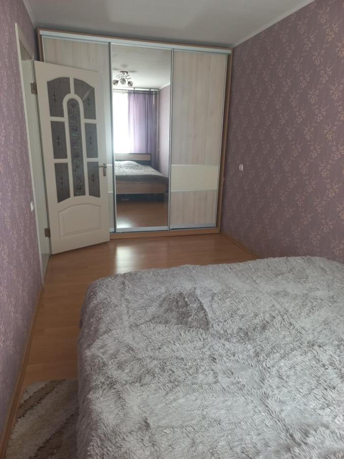 Ferienwohnung 4 Площа Гагаріна Winnyzja Exterior foto